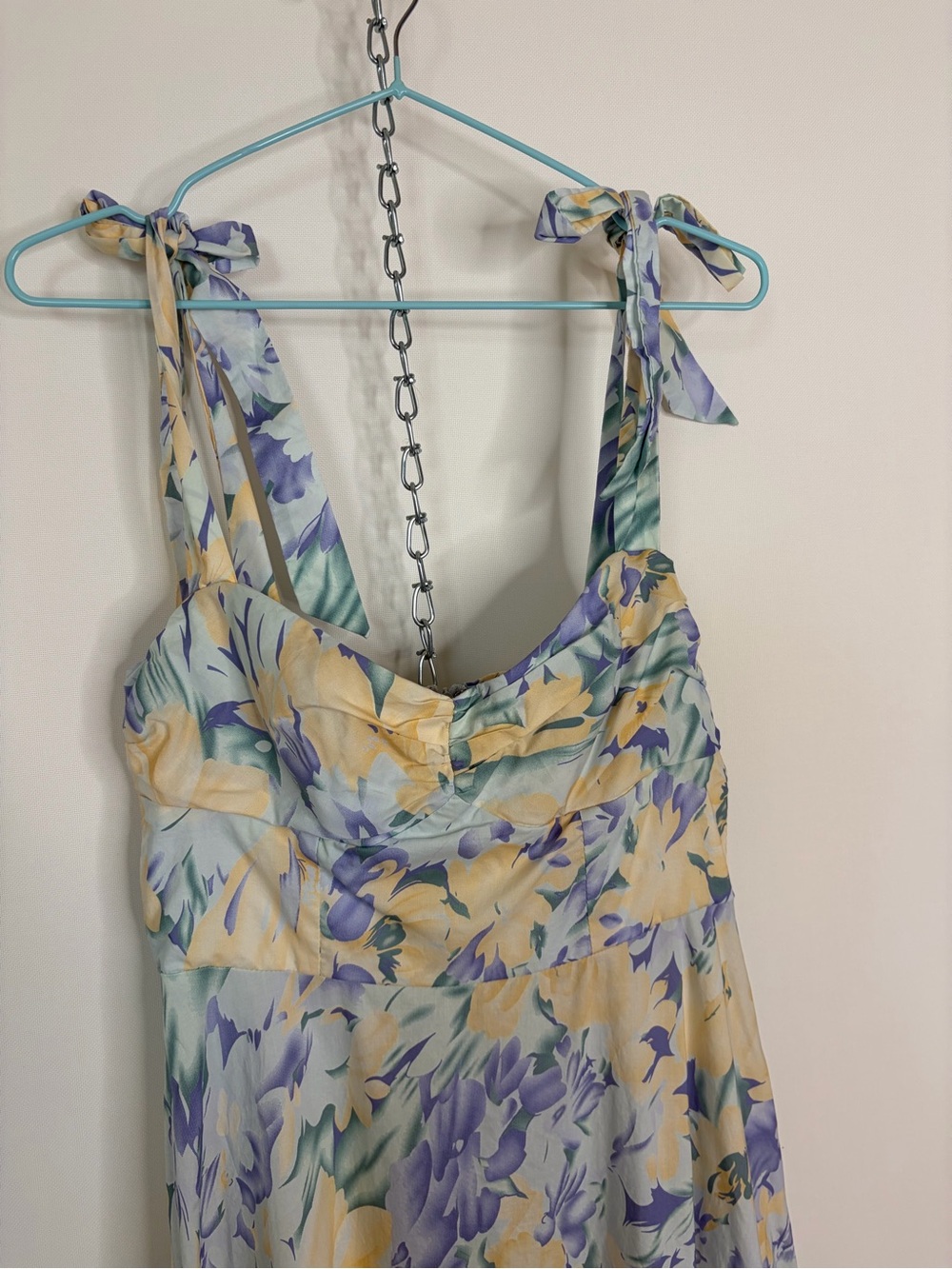 Hello Molly Pastel Yellow & Lavender Tie-Shoulder Midi Dress - Picture 4 of 9